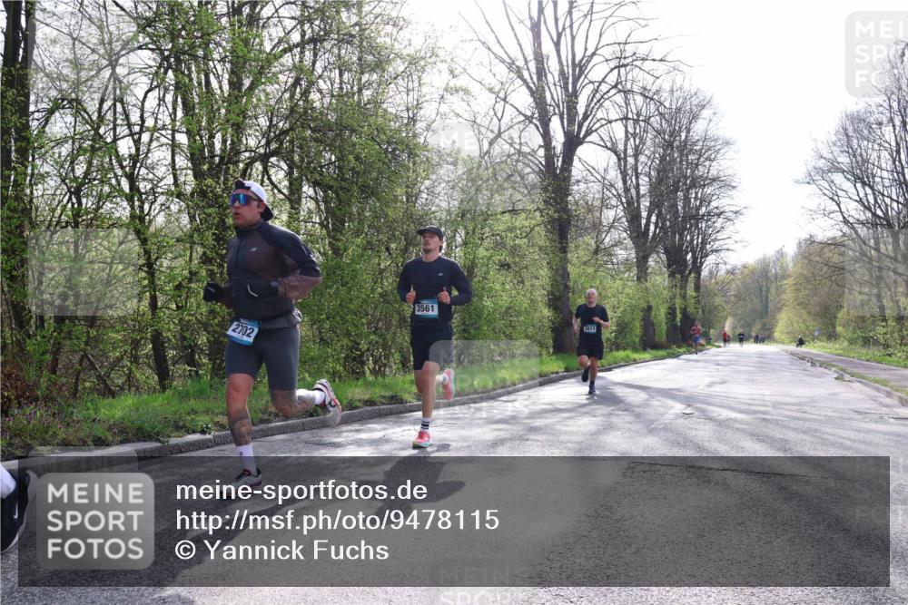 12.04.2026 - 45. Internationalen Wilhelmsburger Insellauf Yannick Fuchs http://msf.ph/oto/9478115 12.04.2026 10:15:09 Laufen 2702, 3561, 3813 meine-sportfotos.de