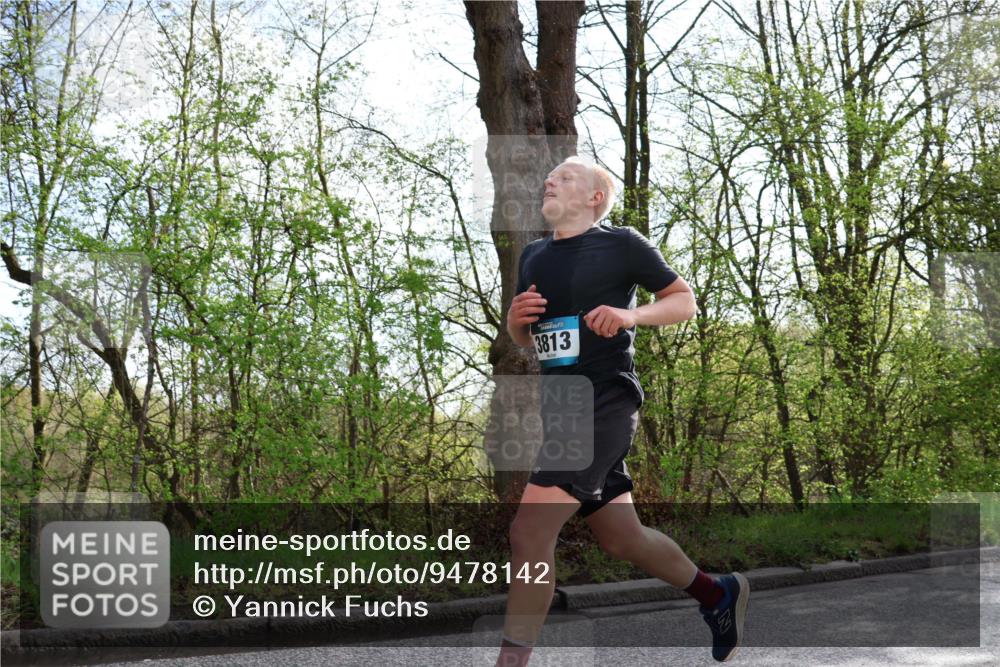 12.04.2026 - 45. Internationalen Wilhelmsburger Insellauf Yannick Fuchs http://msf.ph/oto/9478142 12.04.2026 10:15:11 Laufen 3813 meine-sportfotos.de
