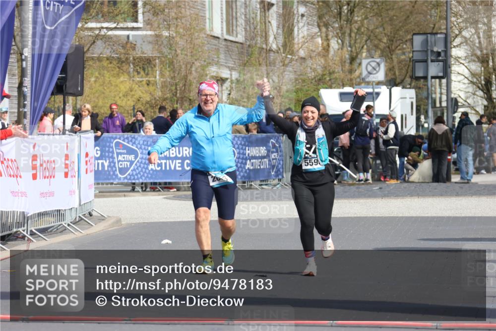 12.04.2026 - 45. Internationalen Wilhelmsburger Insellauf Strokosch-Dieckow http://msf.ph/oto/9478183 12.04.2026 11:41:25 Ziel  meine-sportfotos.de