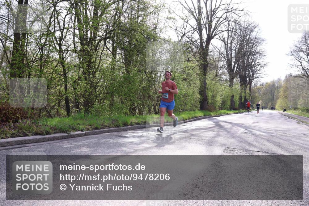 12.04.2026 - 45. Internationalen Wilhelmsburger Insellauf Yannick Fuchs http://msf.ph/oto/9478206 12.04.2026 10:15:18 Laufen 4052 meine-sportfotos.de