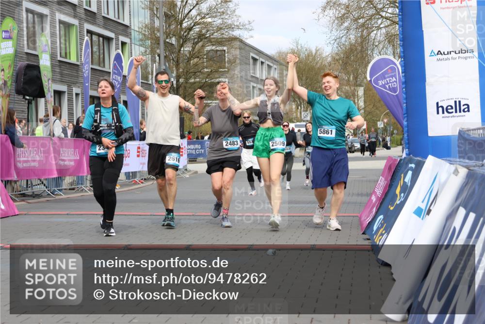 12.04.2026 - 45. Internationalen Wilhelmsburger Insellauf Strokosch-Dieckow http://msf.ph/oto/9478262 12.04.2026 13:29:48 Ziel 2650, 2340, 5861, 2509, 2483, 2616, 5535, 5536, 5539 meine-sportfotos.de