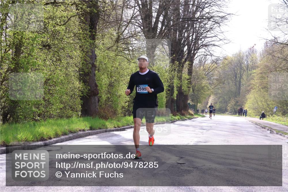 12.04.2026 - 45. Internationalen Wilhelmsburger Insellauf Yannick Fuchs http://msf.ph/oto/9478285 12.04.2026 10:15:26 Laufen 2595 meine-sportfotos.de