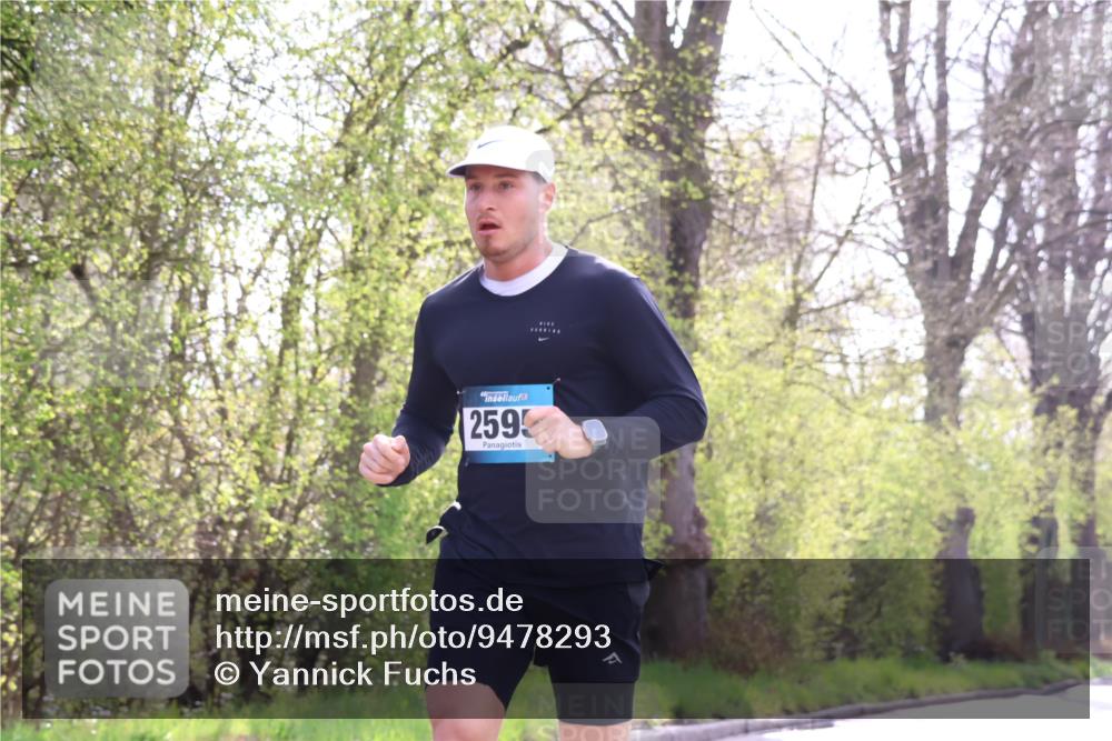 12.04.2026 - 45. Internationalen Wilhelmsburger Insellauf Yannick Fuchs http://msf.ph/oto/9478293 12.04.2026 10:15:28 Laufen 2595 meine-sportfotos.de