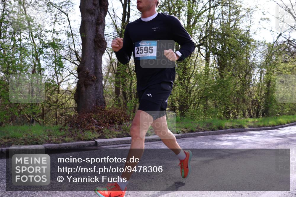 12.04.2026 - 45. Internationalen Wilhelmsburger Insellauf Yannick Fuchs http://msf.ph/oto/9478306 12.04.2026 10:15:29 Laufen 2595 meine-sportfotos.de