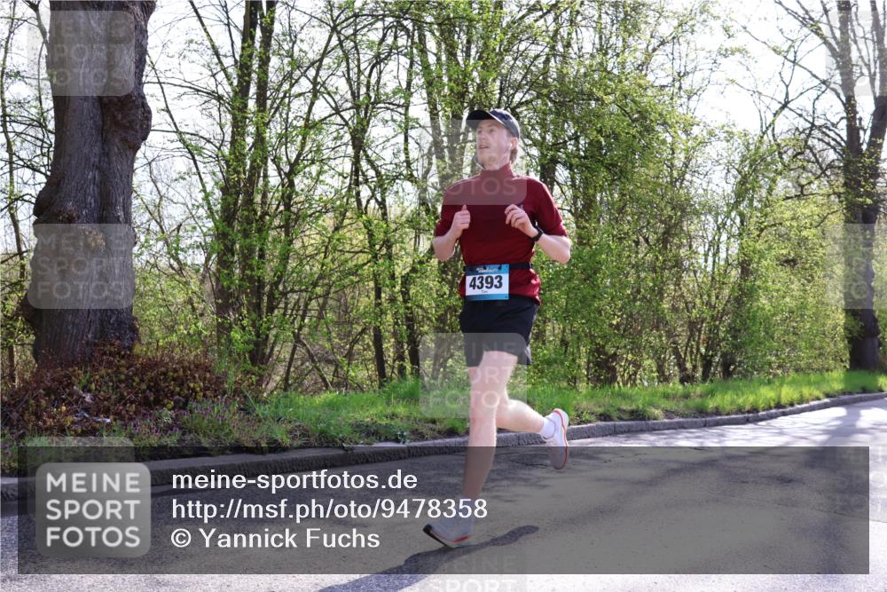 12.04.2026 - 45. Internationalen Wilhelmsburger Insellauf Yannick Fuchs http://msf.ph/oto/9478358 12.04.2026 10:29:06 Laufen  meine-sportfotos.de