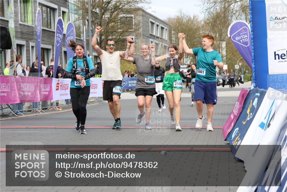 12.04.2026 - 45. Internationalen Wilhelmsburger Insellauf Strokosch-Dieckow http://msf.ph/oto/9478362 12.04.2026 13:29:48 Ziel 2650, 2340, 5861, 2509, 2483, 2616, 5535, 5536, 5539 meine-sportfotos.de