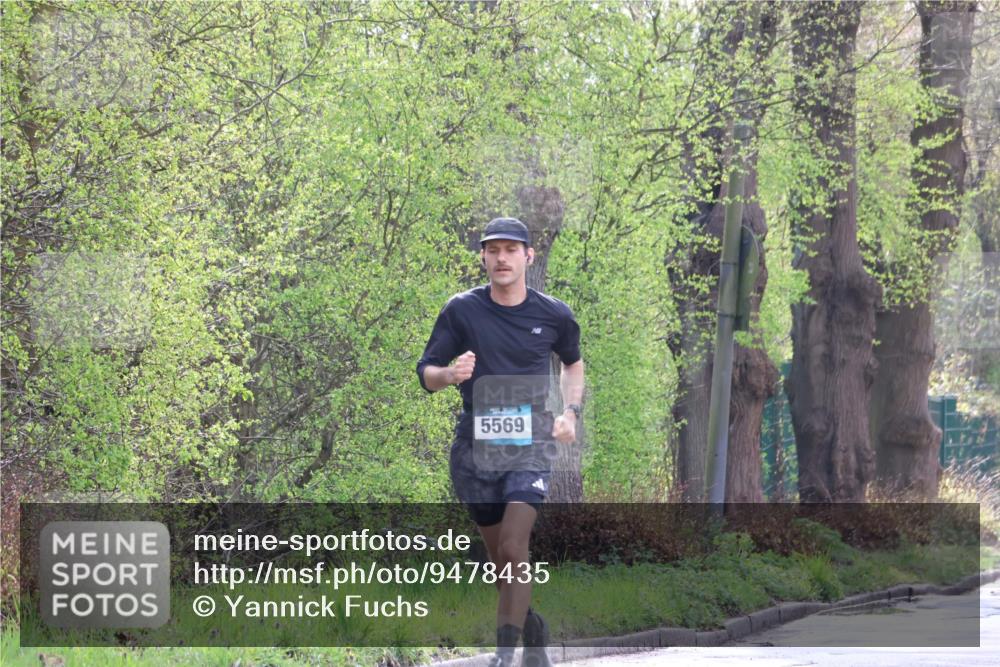 12.04.2026 - 45. Internationalen Wilhelmsburger Insellauf Yannick Fuchs http://msf.ph/oto/9478435 12.04.2026 10:15:50 Laufen 5569 meine-sportfotos.de