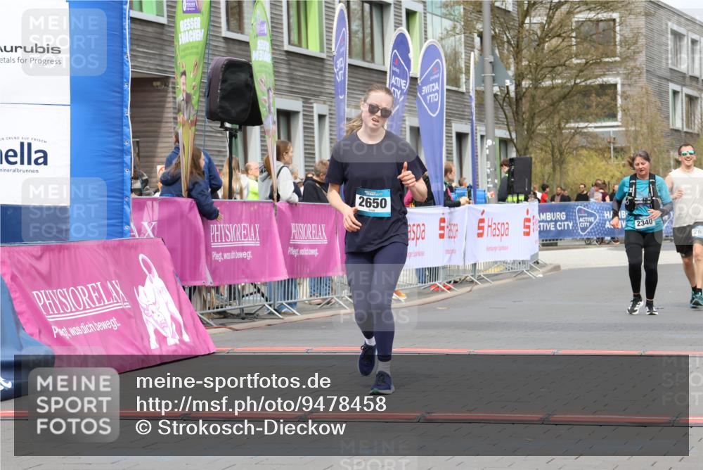 12.04.2026 - 45. Internationalen Wilhelmsburger Insellauf Strokosch-Dieckow http://msf.ph/oto/9478458 12.04.2026 13:29:44 Ziel 2650, 2340, 5861, 2509, 2483, 2616 meine-sportfotos.de