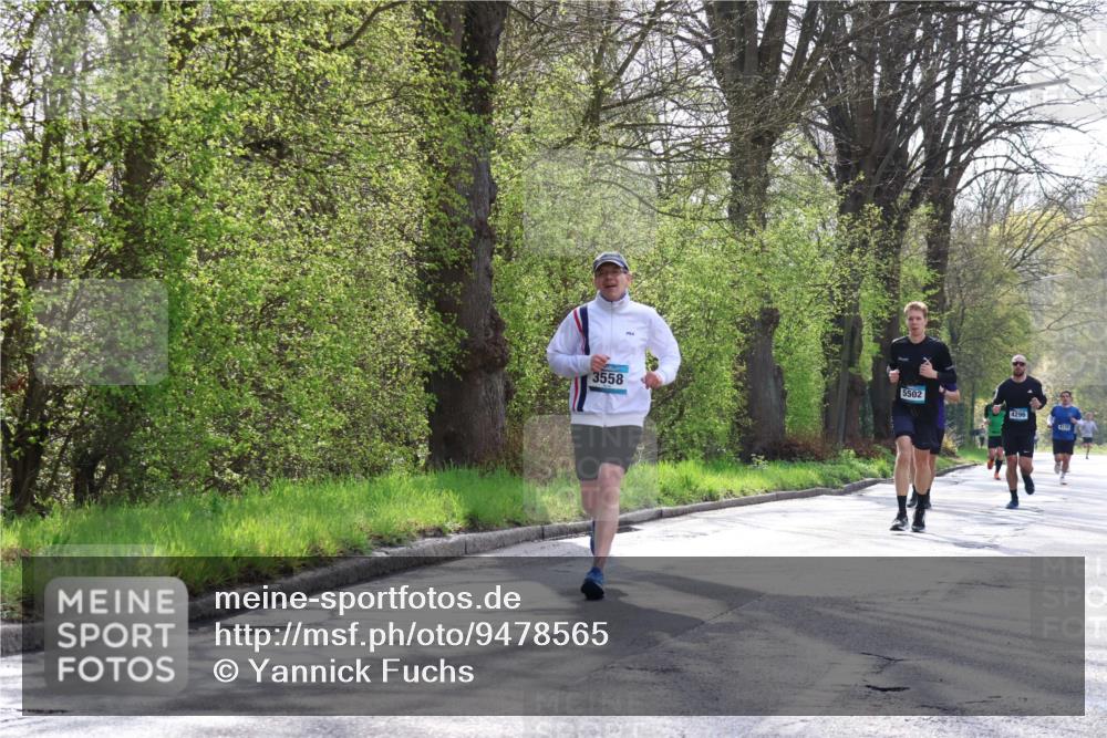 12.04.2026 - 45. Internationalen Wilhelmsburger Insellauf Yannick Fuchs http://msf.ph/oto/9478565 12.04.2026 10:16:03 Laufen 5502, 3558, 4296, 4175 meine-sportfotos.de