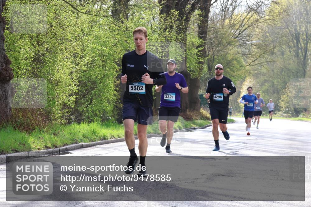 12.04.2026 - 45. Internationalen Wilhelmsburger Insellauf Yannick Fuchs http://msf.ph/oto/9478585 12.04.2026 10:16:05 Laufen 5502, 3321, 4296, 4175 meine-sportfotos.de