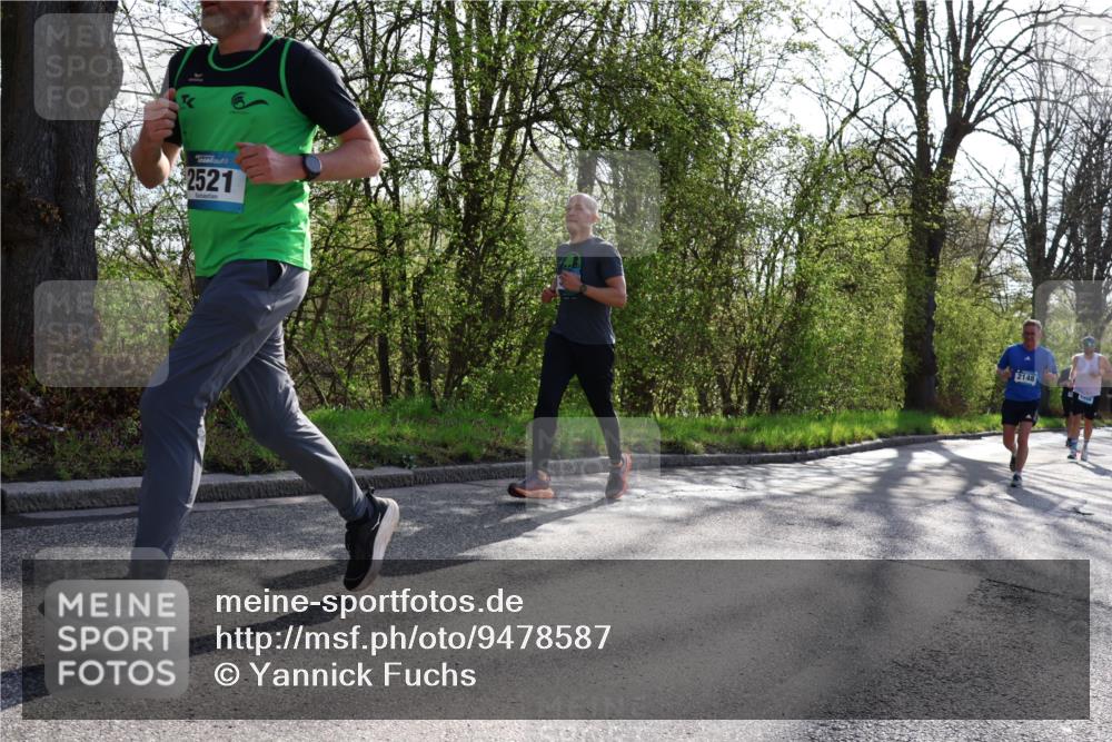 12.04.2026 - 45. Internationalen Wilhelmsburger Insellauf Yannick Fuchs http://msf.ph/oto/9478587 12.04.2026 10:29:19 Laufen  meine-sportfotos.de
