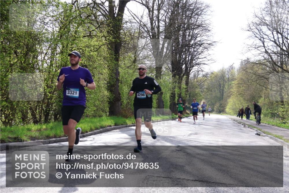 12.04.2026 - 45. Internationalen Wilhelmsburger Insellauf Yannick Fuchs http://msf.ph/oto/9478635 12.04.2026 10:16:09 Laufen 3321, 4296 meine-sportfotos.de