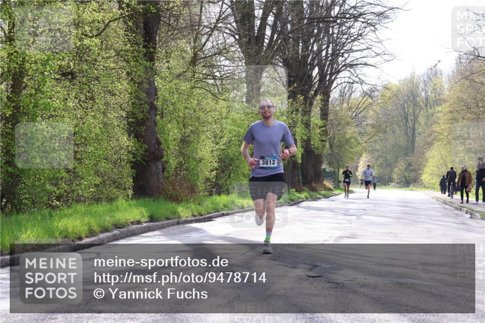 12.04.2026 - 45. Internationalen Wilhelmsburger Insellauf Yannick Fuchs http://msf.ph/oto/9478714 12.04.2026 10:16:17 Laufen 3812 meine-sportfotos.de