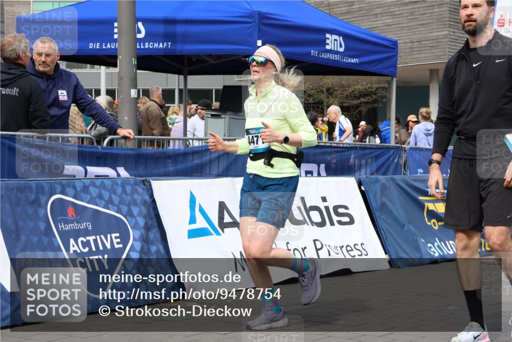 12.04.2026 - 45. Internationalen Wilhelmsburger Insellauf Strokosch-Dieckow http://msf.ph/oto/9478754 12.04.2026 13:29:22 Ziel 4471 meine-sportfotos.de