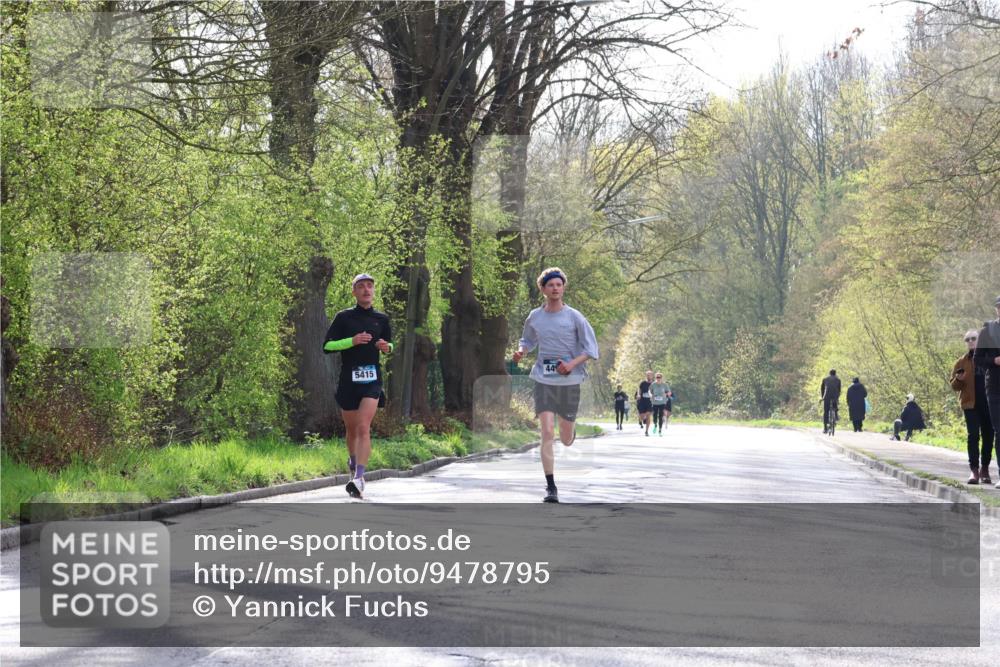 12.04.2026 - 45. Internationalen Wilhelmsburger Insellauf Yannick Fuchs http://msf.ph/oto/9478795 12.04.2026 10:16:24 Laufen 5415, 44 meine-sportfotos.de