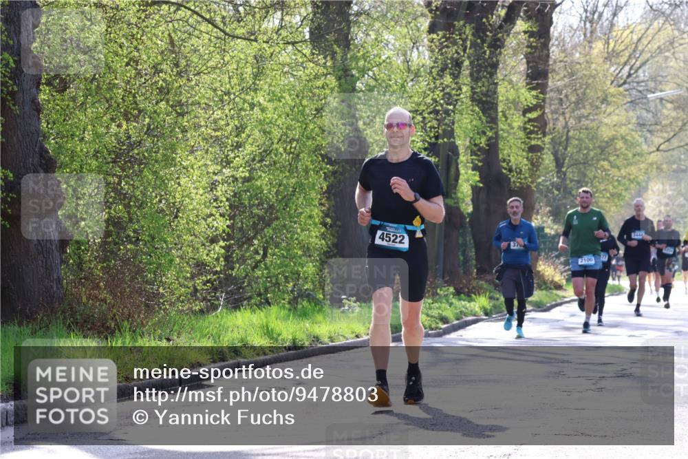 12.04.2026 - 45. Internationalen Wilhelmsburger Insellauf Yannick Fuchs http://msf.ph/oto/9478803 12.04.2026 10:29:32 Laufen  meine-sportfotos.de
