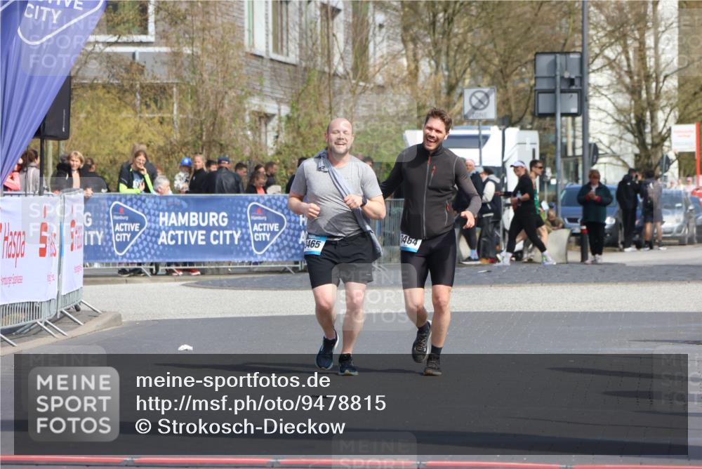 12.04.2026 - 45. Internationalen Wilhelmsburger Insellauf Strokosch-Dieckow http://msf.ph/oto/9478815 12.04.2026 11:43:56 Ziel  meine-sportfotos.de