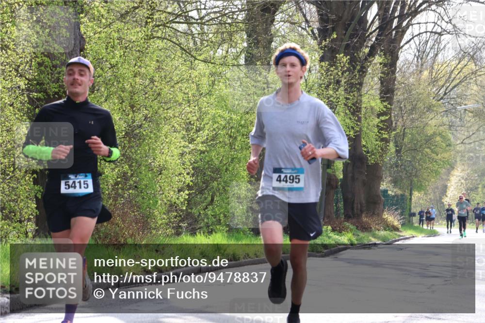 12.04.2026 - 45. Internationalen Wilhelmsburger Insellauf Yannick Fuchs http://msf.ph/oto/9478837 12.04.2026 10:16:28 Laufen 5415, 734, 4495 meine-sportfotos.de