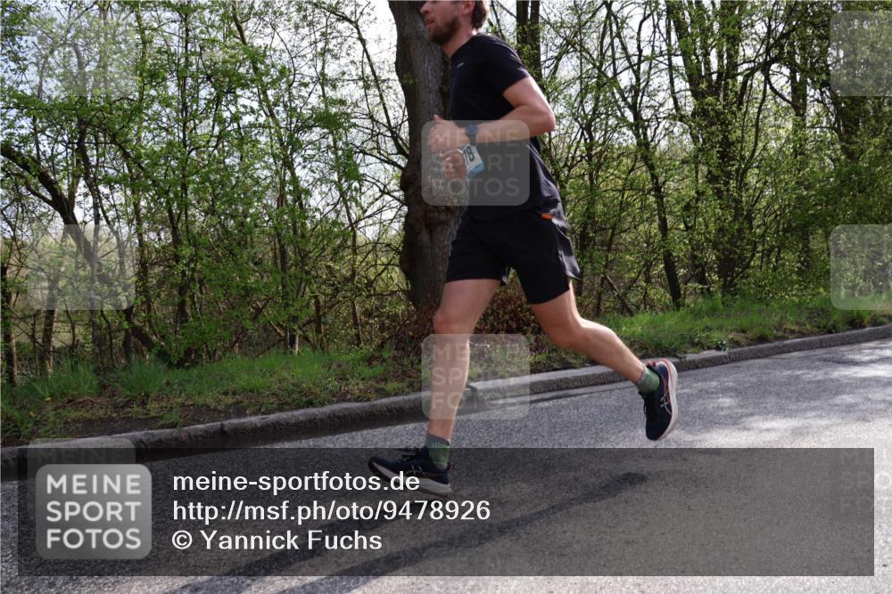 12.04.2026 - 45. Internationalen Wilhelmsburger Insellauf Yannick Fuchs http://msf.ph/oto/9478926 12.04.2026 10:16:48 Laufen  meine-sportfotos.de