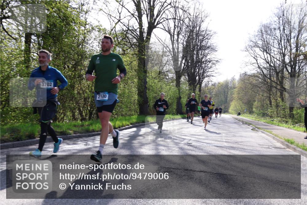 12.04.2026 - 45. Internationalen Wilhelmsburger Insellauf Yannick Fuchs http://msf.ph/oto/9479006 12.04.2026 10:29:41 Laufen  meine-sportfotos.de