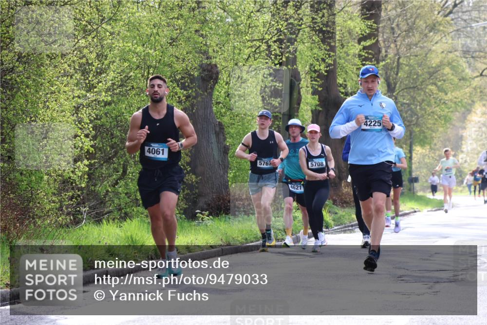 12.04.2026 - 45. Internationalen Wilhelmsburger Insellauf Yannick Fuchs http://msf.ph/oto/9479033 12.04.2026 10:17:03 Laufen 4061, 5767, 2025, 5708, 4621, 4225 meine-sportfotos.de