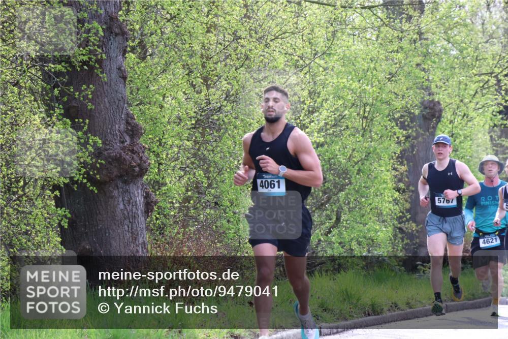 12.04.2026 - 45. Internationalen Wilhelmsburger Insellauf Yannick Fuchs http://msf.ph/oto/9479041 12.04.2026 10:17:04 Laufen 4061, 5767, 202, 4621 meine-sportfotos.de