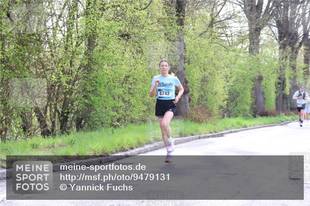 12.04.2026 - 45. Internationalen Wilhelmsburger Insellauf Yannick Fuchs http://msf.ph/oto/9479131 12.04.2026 10:17:12 Laufen 21, 0975, 5742 meine-sportfotos.de