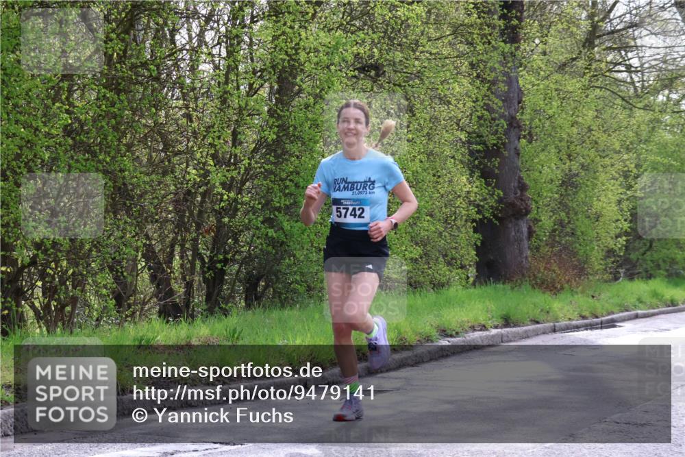 12.04.2026 - 45. Internationalen Wilhelmsburger Insellauf Yannick Fuchs http://msf.ph/oto/9479141 12.04.2026 10:17:13 Laufen 21, 0975, 5742 meine-sportfotos.de