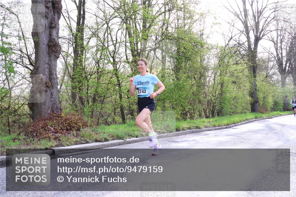 12.04.2026 - 45. Internationalen Wilhelmsburger Insellauf Yannick Fuchs http://msf.ph/oto/9479159 12.04.2026 10:17:14 Laufen 5742 meine-sportfotos.de