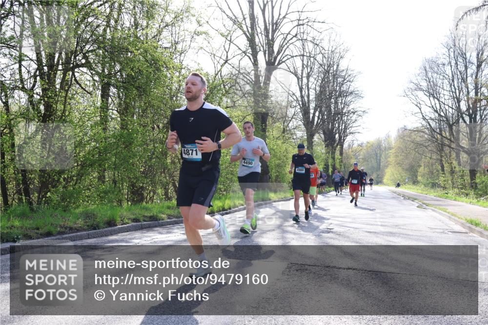12.04.2026 - 45. Internationalen Wilhelmsburger Insellauf Yannick Fuchs http://msf.ph/oto/9479160 12.04.2026 10:29:49 Laufen  meine-sportfotos.de