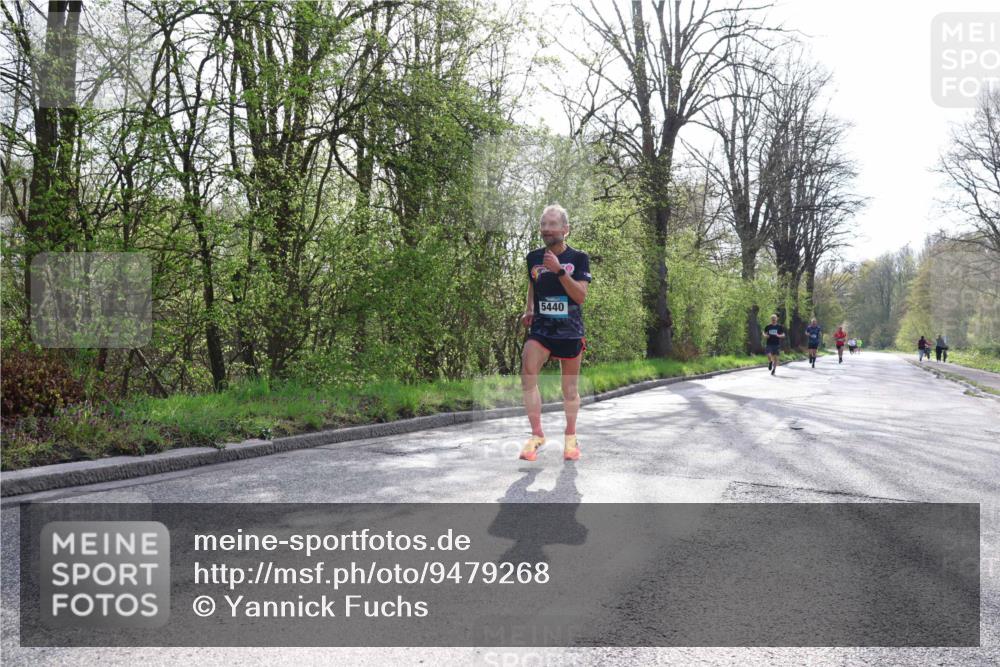 12.04.2026 - 45. Internationalen Wilhelmsburger Insellauf Yannick Fuchs http://msf.ph/oto/9479268 12.04.2026 10:17:26 Laufen 5440 meine-sportfotos.de