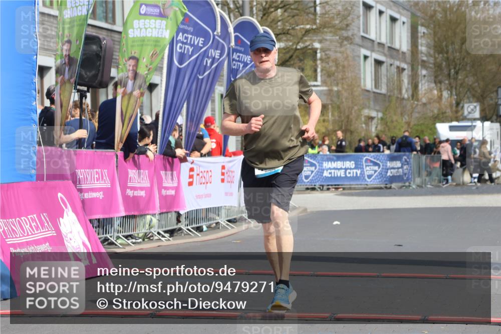 12.04.2026 - 45. Internationalen Wilhelmsburger Insellauf Strokosch-Dieckow http://msf.ph/oto/9479271 12.04.2026 11:45:26 Ziel 4201 meine-sportfotos.de