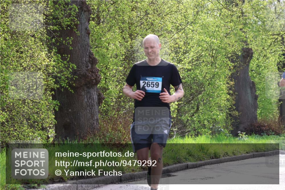 12.04.2026 - 45. Internationalen Wilhelmsburger Insellauf Yannick Fuchs http://msf.ph/oto/9479292 12.04.2026 10:17:29 Laufen 2659 meine-sportfotos.de