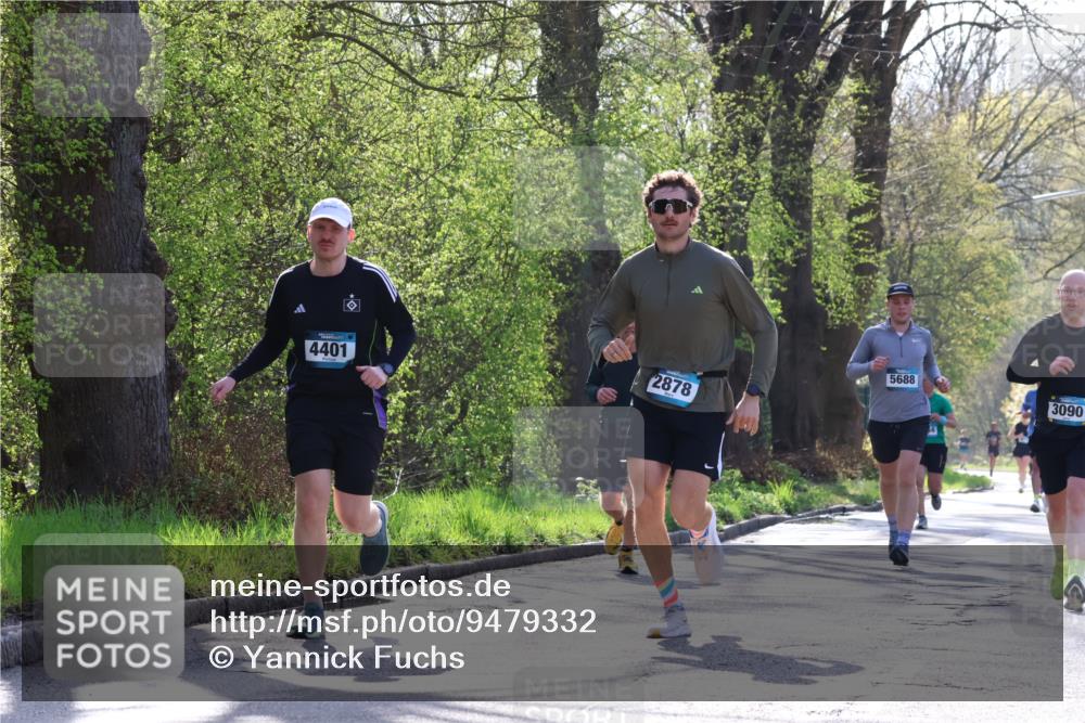 12.04.2026 - 45. Internationalen Wilhelmsburger Insellauf Yannick Fuchs http://msf.ph/oto/9479332 12.04.2026 10:30:00 Laufen  meine-sportfotos.de