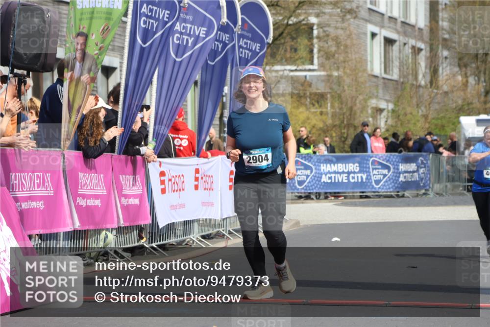12.04.2026 - 45. Internationalen Wilhelmsburger Insellauf Strokosch-Dieckow http://msf.ph/oto/9479373 12.04.2026 11:46:56 Ziel 2904, 4685 meine-sportfotos.de