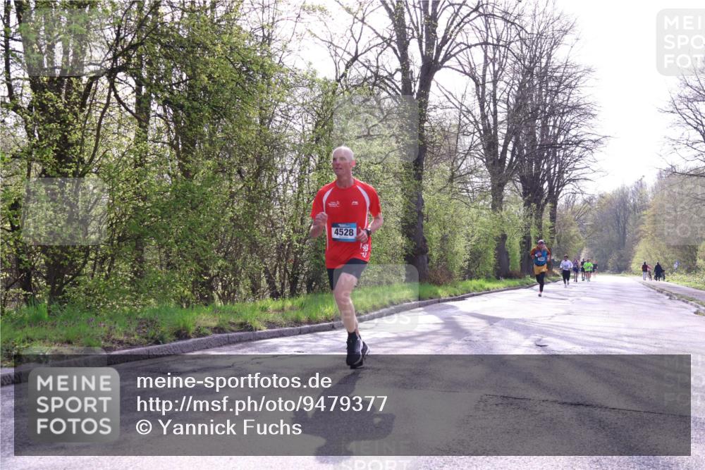 12.04.2026 - 45. Internationalen Wilhelmsburger Insellauf Yannick Fuchs http://msf.ph/oto/9479377 12.04.2026 10:17:37 Laufen 4528 meine-sportfotos.de