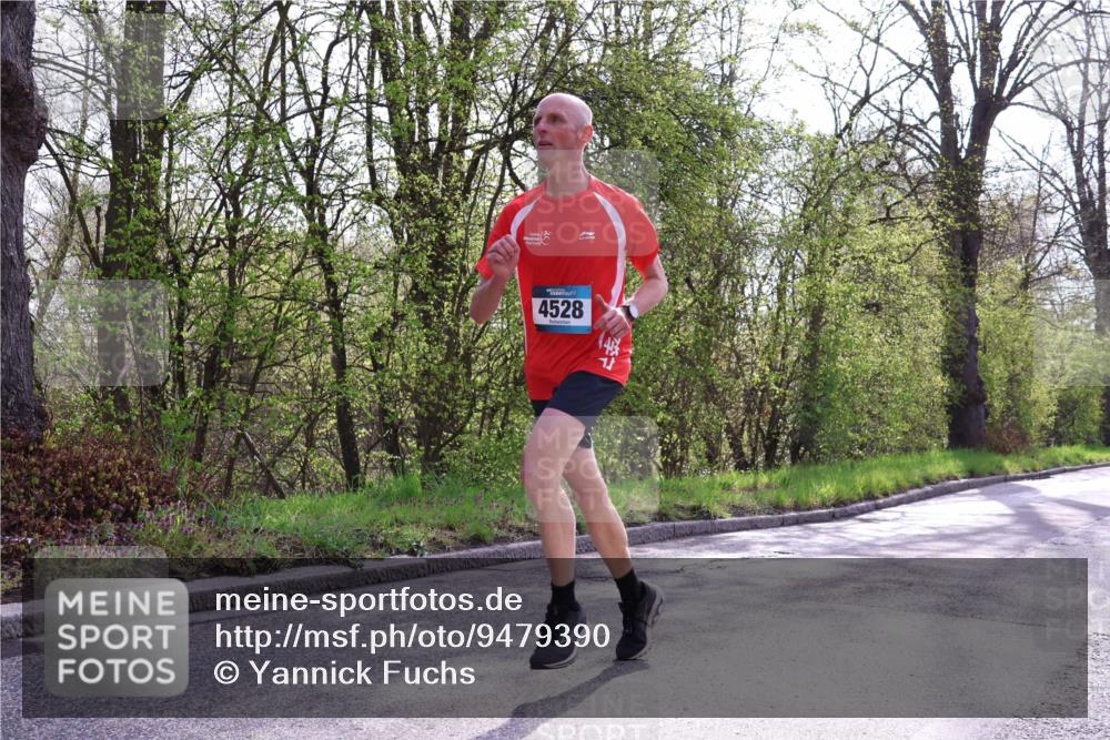 12.04.2026 - 45. Internationalen Wilhelmsburger Insellauf Yannick Fuchs http://msf.ph/oto/9479390 12.04.2026 10:17:38 Laufen 4528, 1 meine-sportfotos.de