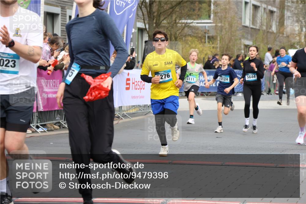 12.04.2026 - 45. Internationalen Wilhelmsburger Insellauf Strokosch-Dieckow http://msf.ph/oto/9479396 12.04.2026 12:59:29 Ziel 3728, 4023, 2009, 4875, 5276, 3017, 5111, 5124, 5644 meine-sportfotos.de