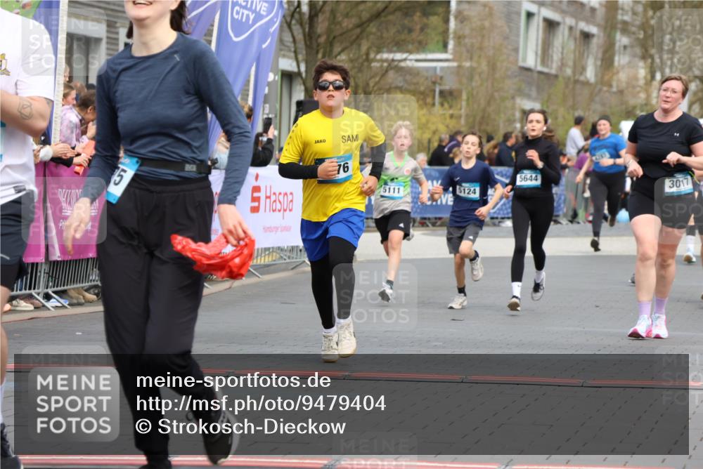 12.04.2026 - 45. Internationalen Wilhelmsburger Insellauf Strokosch-Dieckow http://msf.ph/oto/9479404 12.04.2026 12:59:30 Ziel 3728, 4023, 2009, 4875, 5276, 3017, 5111, 5124, 5644 meine-sportfotos.de