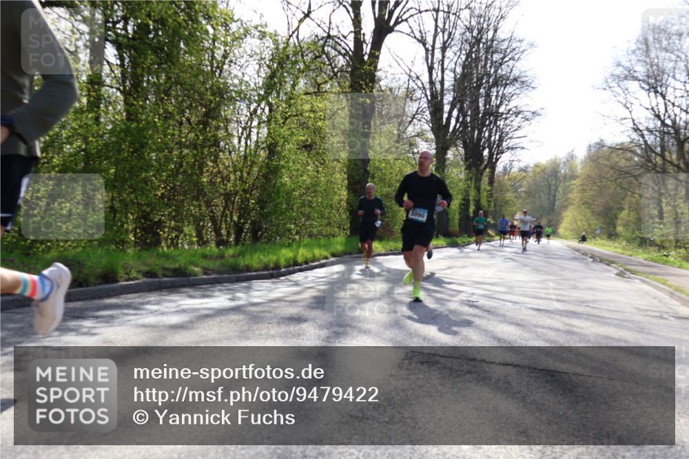 12.04.2026 - 45. Internationalen Wilhelmsburger Insellauf Yannick Fuchs http://msf.ph/oto/9479422 12.04.2026 10:30:04 Laufen  meine-sportfotos.de