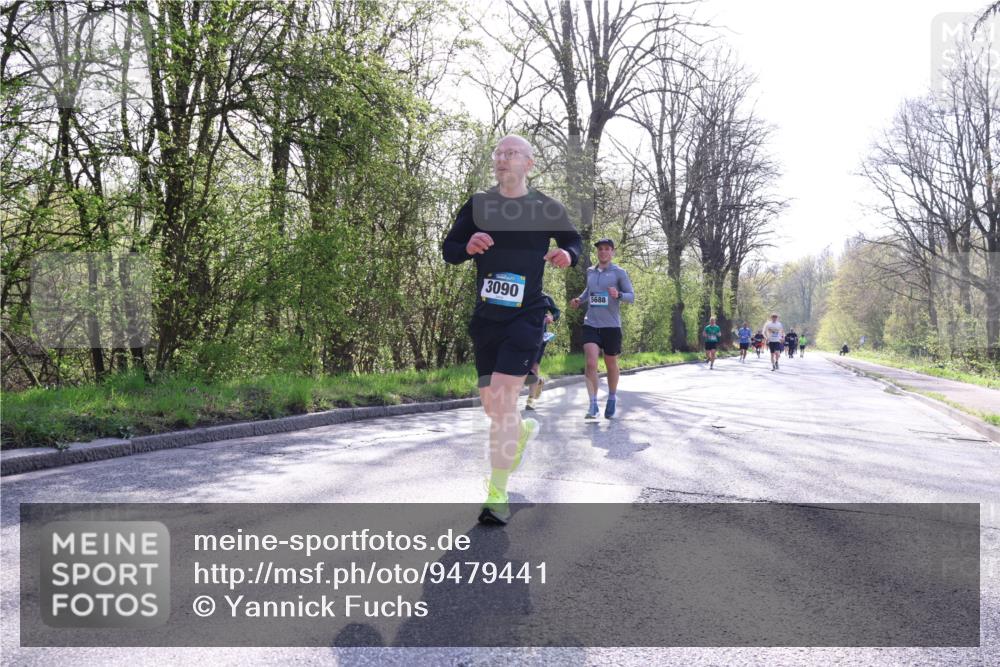 12.04.2026 - 45. Internationalen Wilhelmsburger Insellauf Yannick Fuchs http://msf.ph/oto/9479441 12.04.2026 10:30:06 Laufen  meine-sportfotos.de