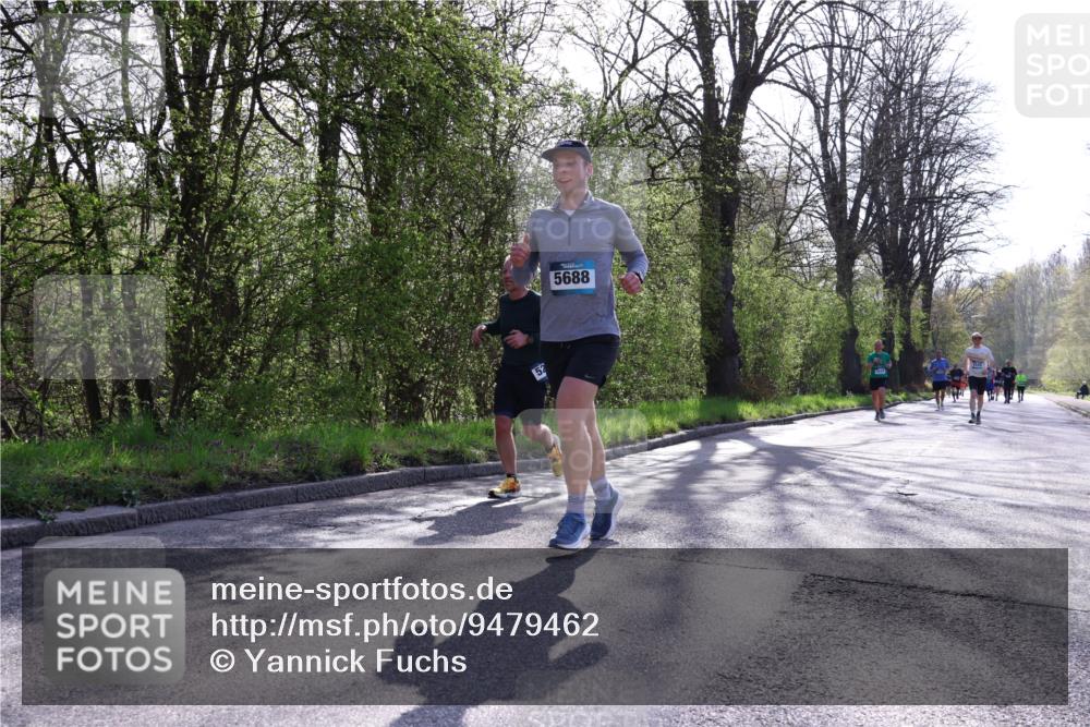 12.04.2026 - 45. Internationalen Wilhelmsburger Insellauf Yannick Fuchs http://msf.ph/oto/9479462 12.04.2026 10:30:07 Laufen  meine-sportfotos.de