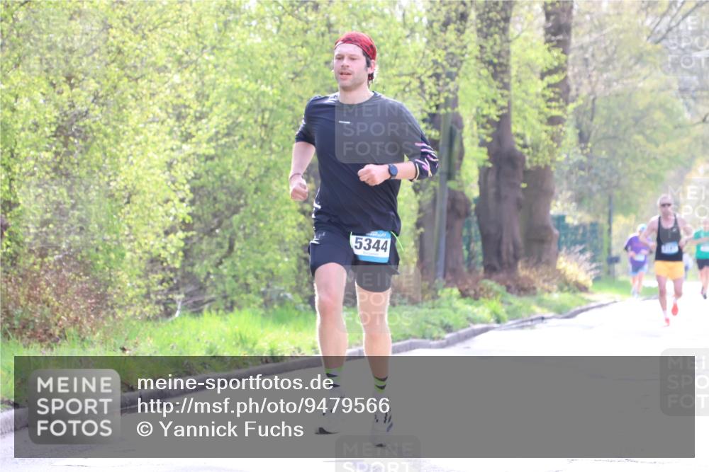 12.04.2026 - 45. Internationalen Wilhelmsburger Insellauf Yannick Fuchs http://msf.ph/oto/9479566 12.04.2026 10:17:55 Laufen 5344 meine-sportfotos.de