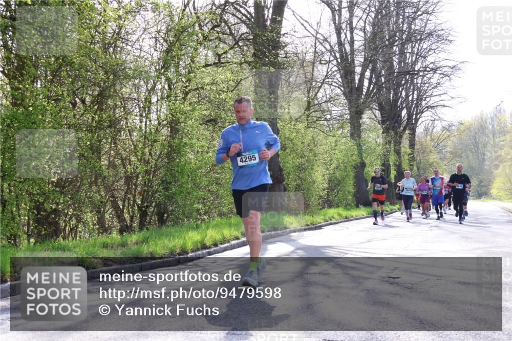 12.04.2026 - 45. Internationalen Wilhelmsburger Insellauf Yannick Fuchs http://msf.ph/oto/9479598 12.04.2026 10:30:15 Laufen  meine-sportfotos.de