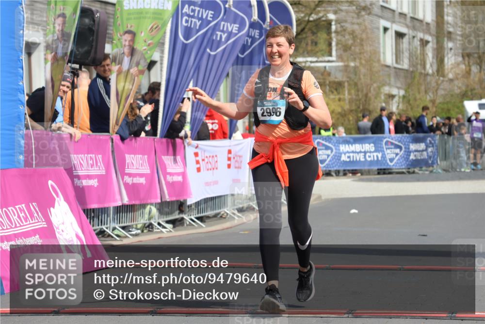 12.04.2026 - 45. Internationalen Wilhelmsburger Insellauf Strokosch-Dieckow http://msf.ph/oto/9479640 12.04.2026 11:47:29 Ziel 2996 meine-sportfotos.de