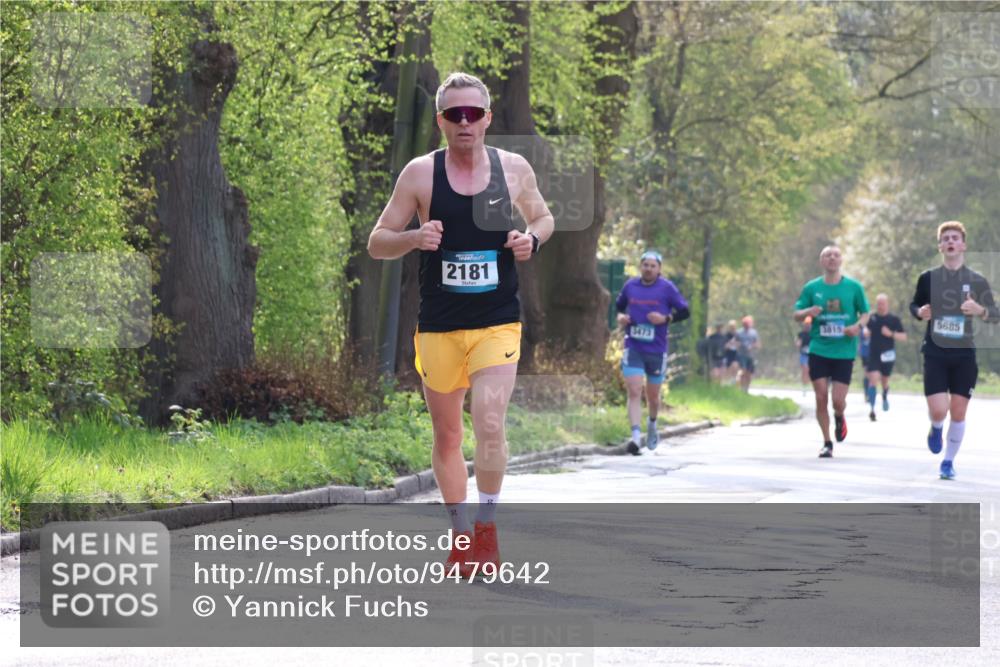 12.04.2026 - 45. Internationalen Wilhelmsburger Insellauf Yannick Fuchs http://msf.ph/oto/9479642 12.04.2026 10:18:01 Laufen 2181, 3473, 1815, 5685 meine-sportfotos.de