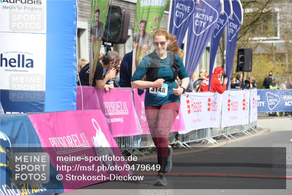 12.04.2026 - 45. Internationalen Wilhelmsburger Insellauf Strokosch-Dieckow http://msf.ph/oto/9479649 12.04.2026 11:47:54 Ziel 3148 meine-sportfotos.de