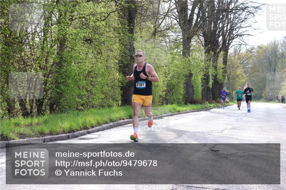 12.04.2026 - 45. Internationalen Wilhelmsburger Insellauf Yannick Fuchs http://msf.ph/oto/9479678 12.04.2026 10:18:05 Laufen 2181 meine-sportfotos.de