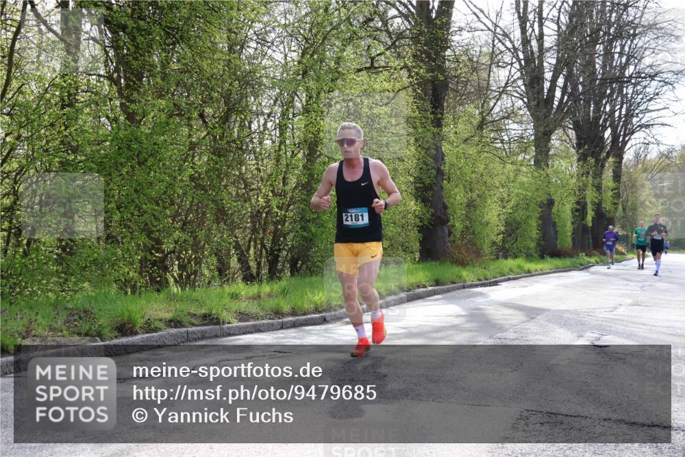 12.04.2026 - 45. Internationalen Wilhelmsburger Insellauf Yannick Fuchs http://msf.ph/oto/9479685 12.04.2026 10:18:06 Laufen 2181 meine-sportfotos.de
