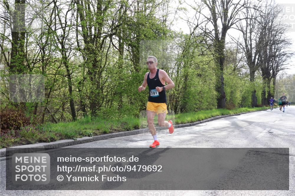 12.04.2026 - 45. Internationalen Wilhelmsburger Insellauf Yannick Fuchs http://msf.ph/oto/9479692 12.04.2026 10:18:06 Laufen 2181 meine-sportfotos.de